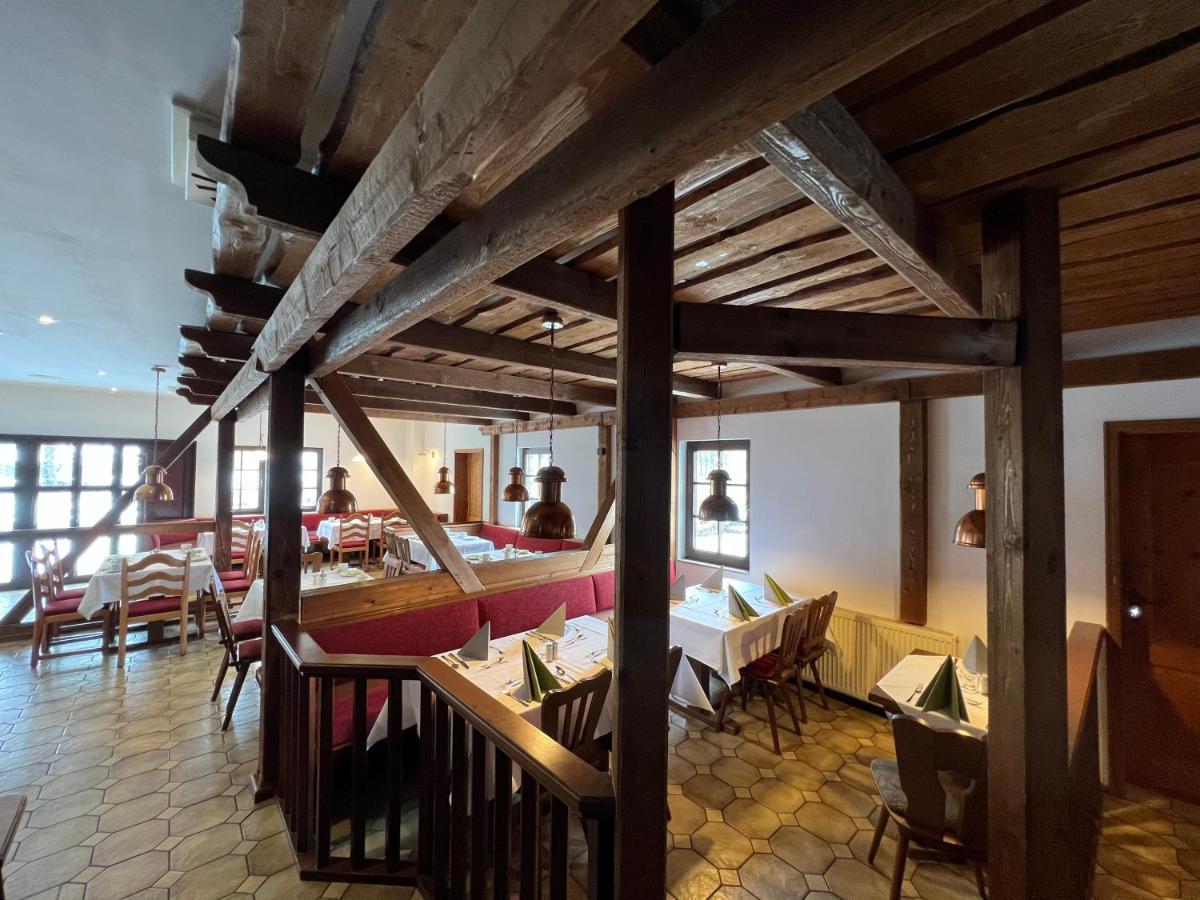 Landhotel Der Distelhof Mit Scheunencafe Dillstadt المظهر الخارجي الصورة
