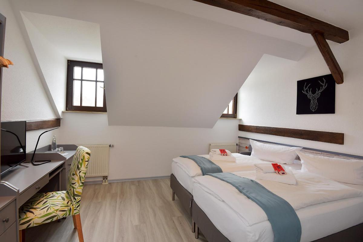 Landhotel Der Distelhof Mit Scheunencafe Dillstadt المظهر الخارجي الصورة